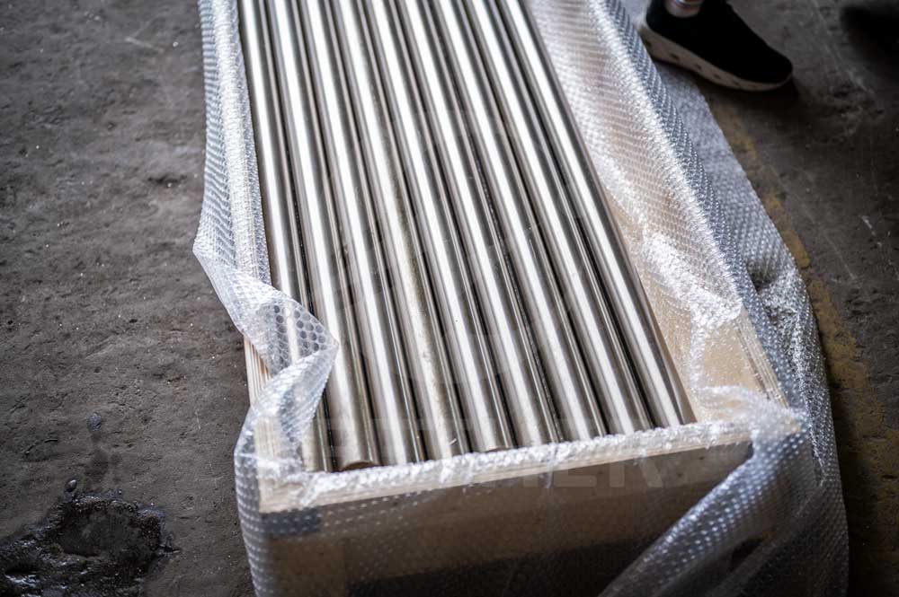 photo of nickel alloy bars