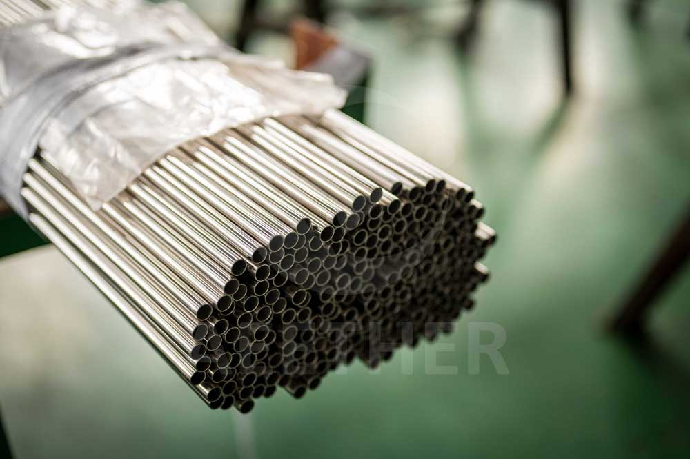 photo of nickel alloy pipes