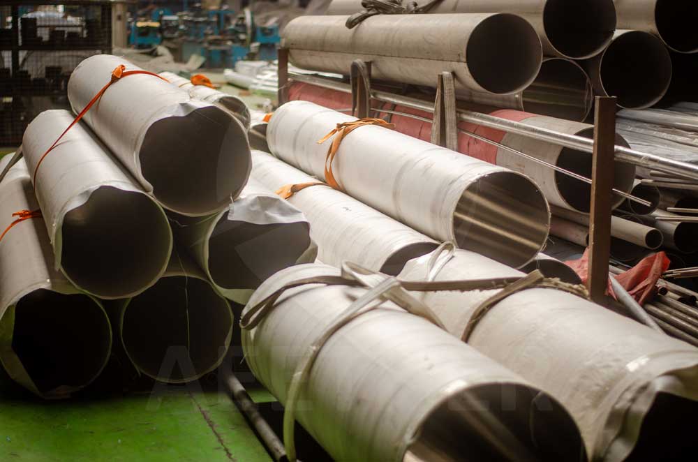 photo of nickel alloy pipes