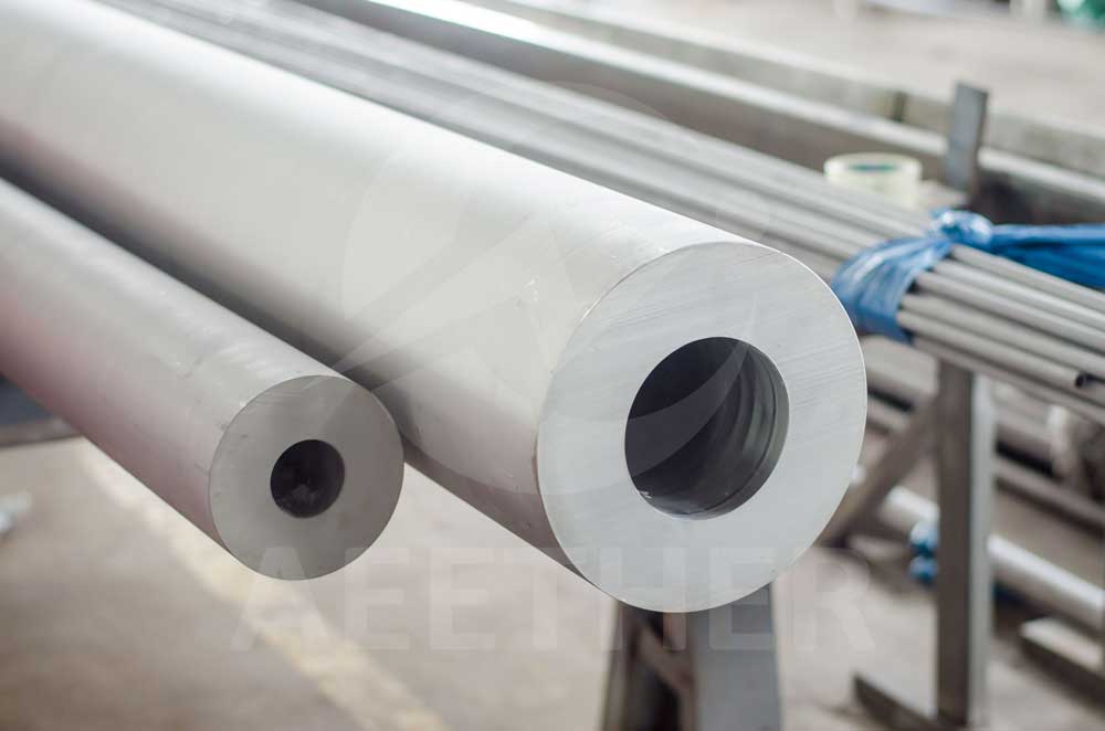 photo of nickel alloy pipes