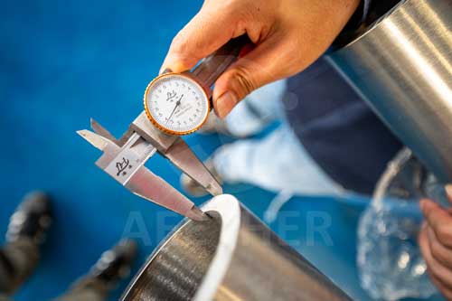 Inconel 686 seamless pipe wall thickness inspection